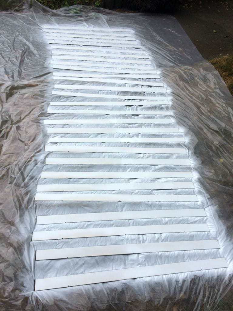 Give Sun Damaged Blinds New Life with Spray Paint The Handyman's Daughter