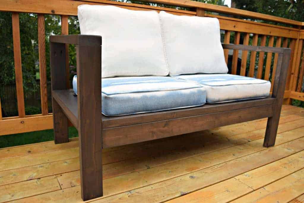 Make Your Own Outdoor Sofa and Loveseat The Handyman's Daughter