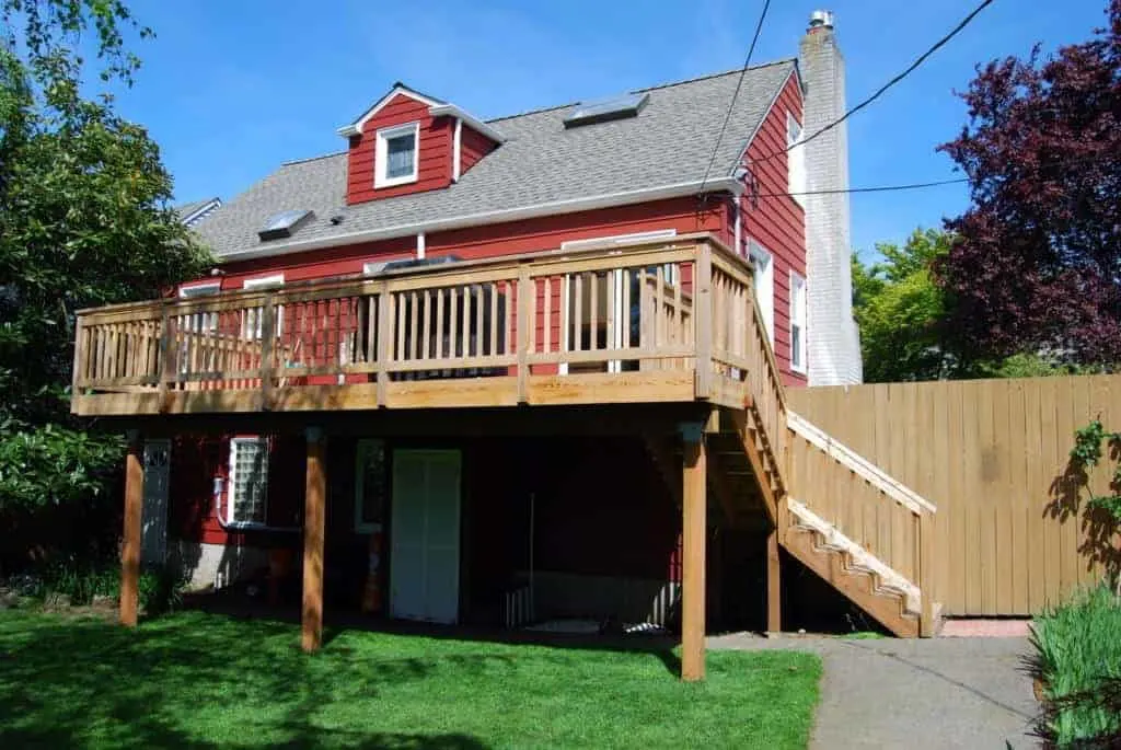 new deck on back of house