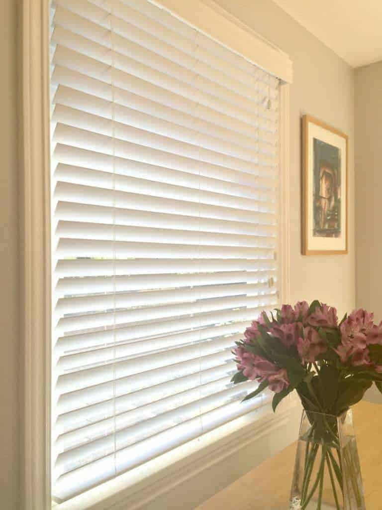 Brighten up sundamaged blinds with spray paint The Handyman's Daughter