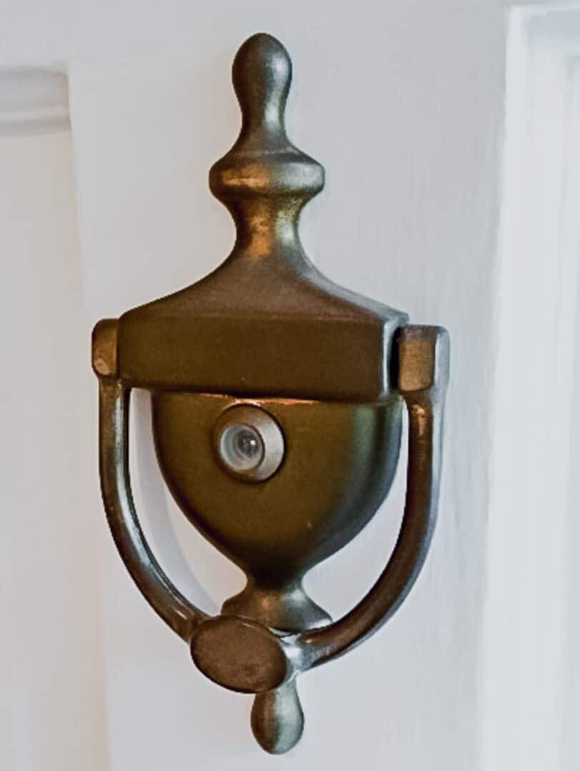 How to Spray Paint Door Knobs and Handles The Handyman's Daughter