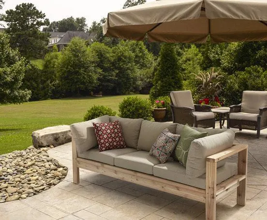 5 DIY Outdoor Sofas to Build for your Deck or Patio The