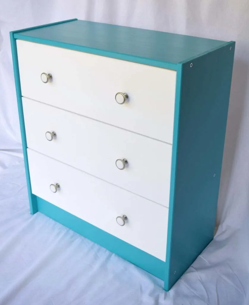 IKEA Rast dresser makeover painted turquoise and white with new drawer pulls