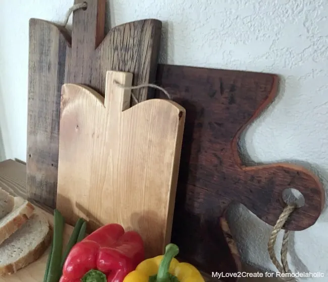 DIY PROJECT  How to make a rustic wooden chopping board in 2 hours -  Threadbare Cloak