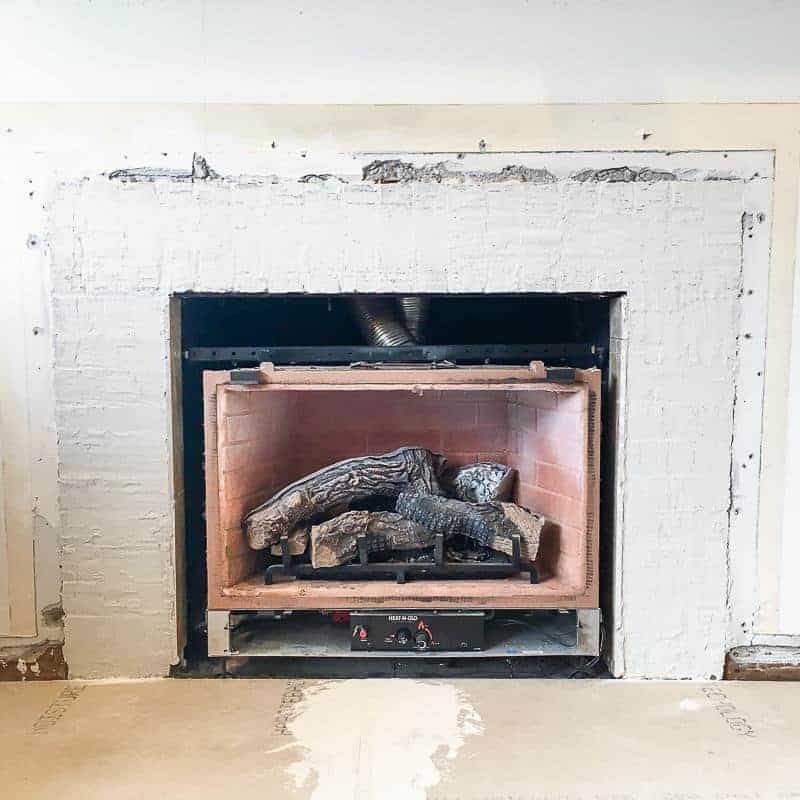 Prepping The Fireplace Surround Handyman S Daughter The Surface Of Fireplace Surround Is Now Ready For Tile Handyman S Daughter