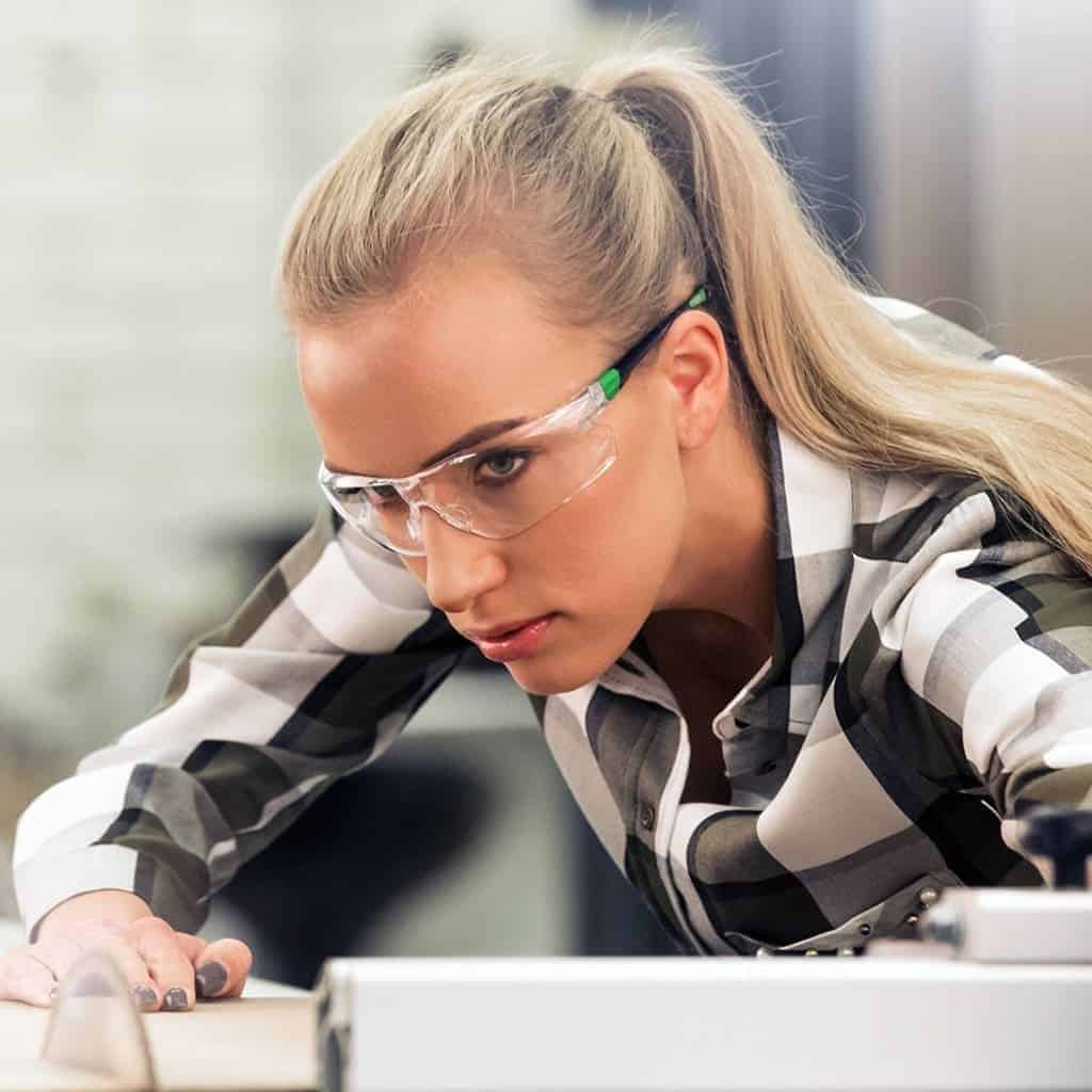 woman wearing No-Cry safety glasses