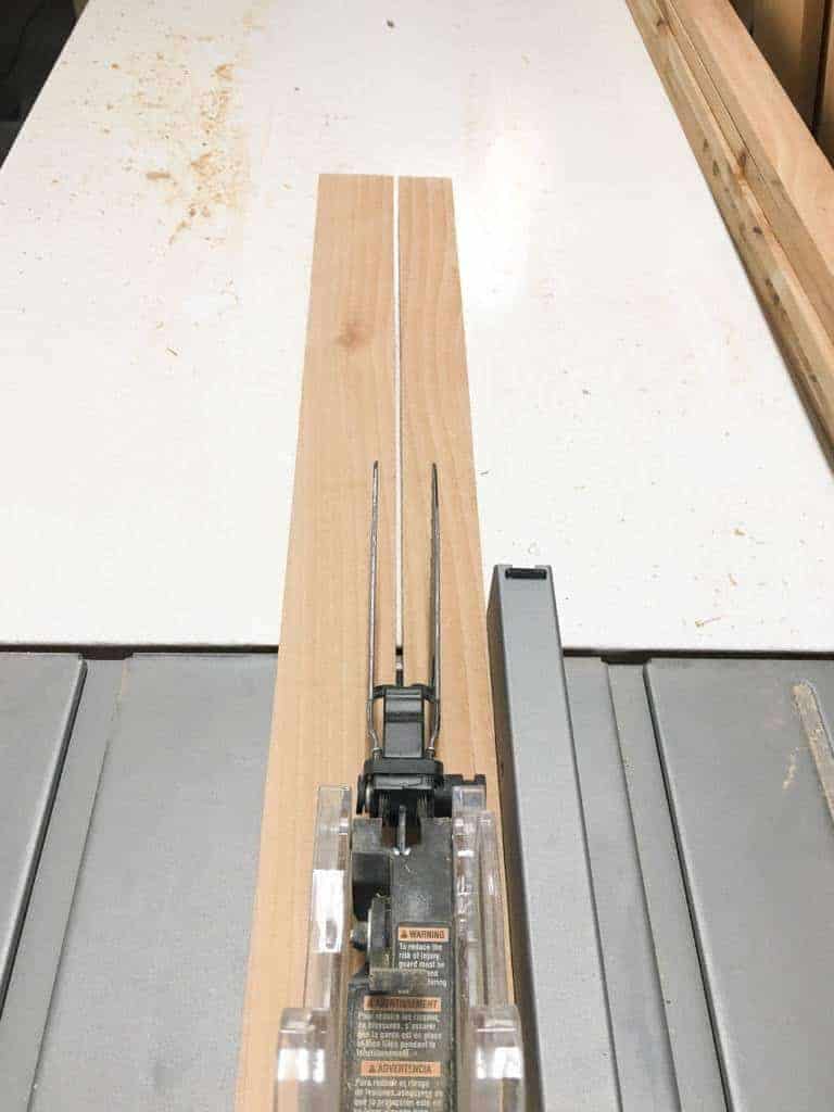 board on table saw for clematis treilis