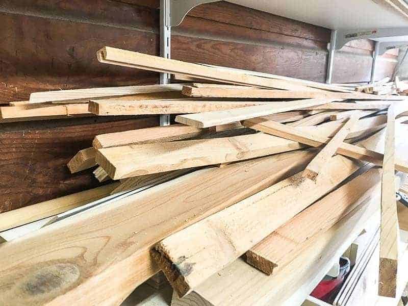 jumbled wood on lumber rack