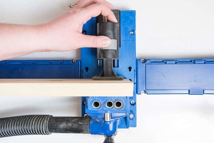 difference between kreg r3 and 320