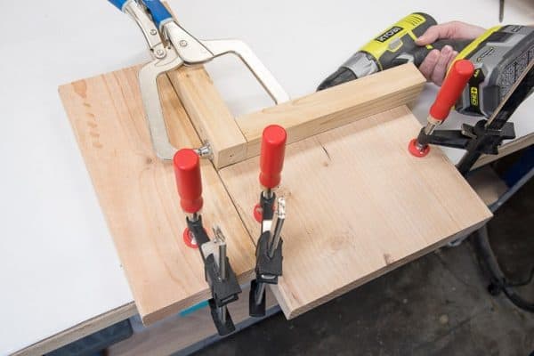 Pocket hole clamp hack : r/BeginnerWoodWorking