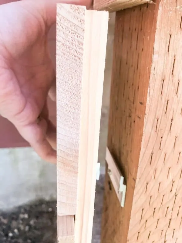 how to remove the removable fence panel