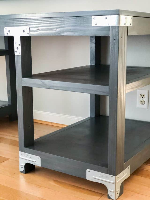 DIY Industrial 2x4 Computer Desk with Plans The Handyman's Daughter