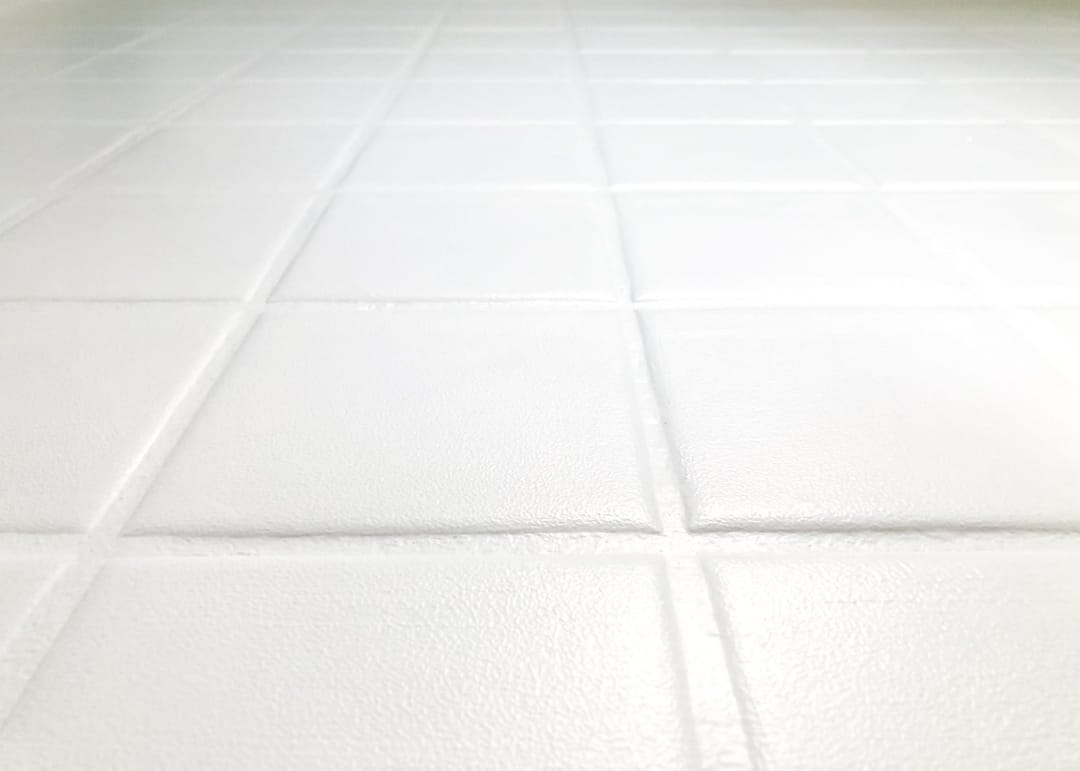 How To Get Acrylic Paint Off Tile Floor