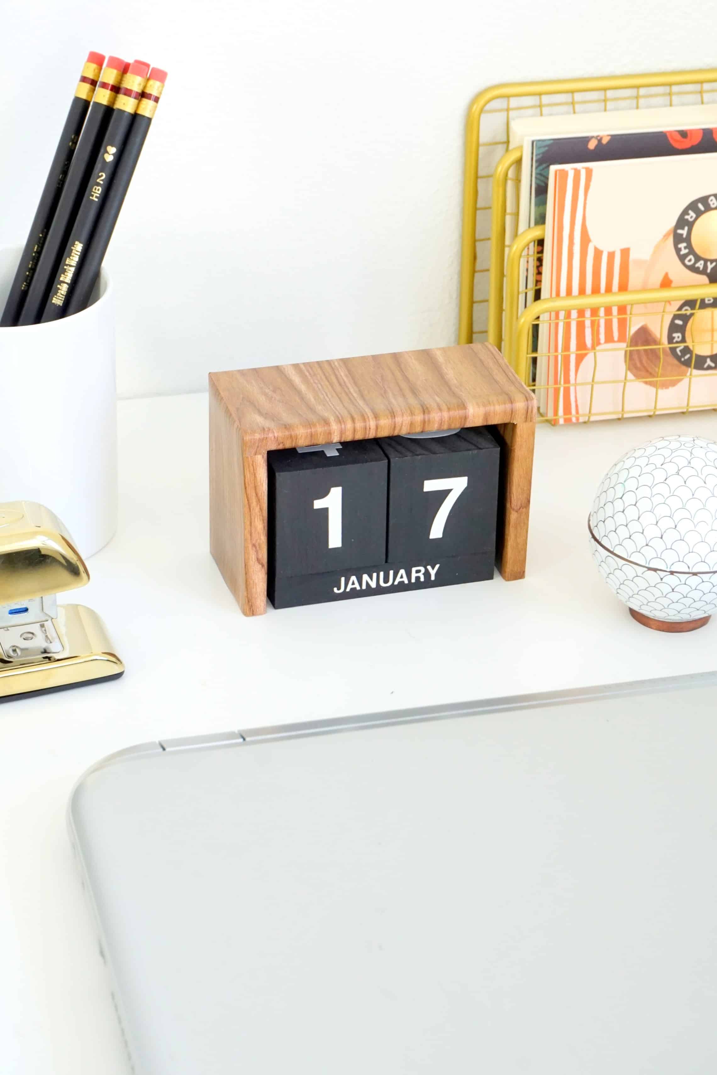 20 Colorful Diy Desk Decor Ideas To Keep You Organized The