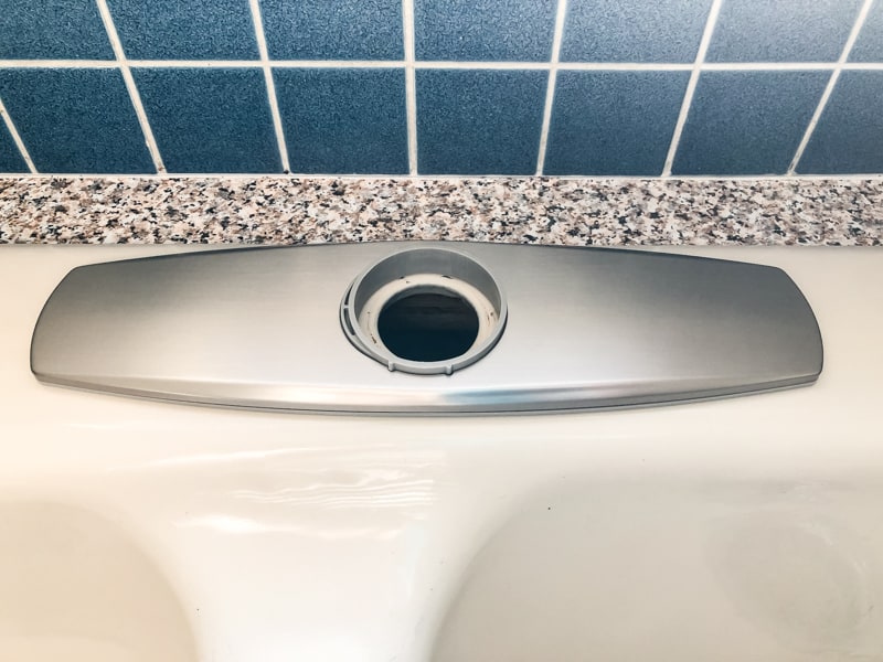 understanding kitchen sink faucet holes