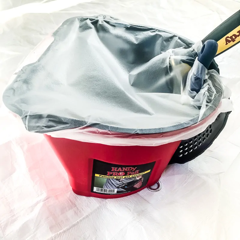 HANDy Pro Pail covered with plastic wrap