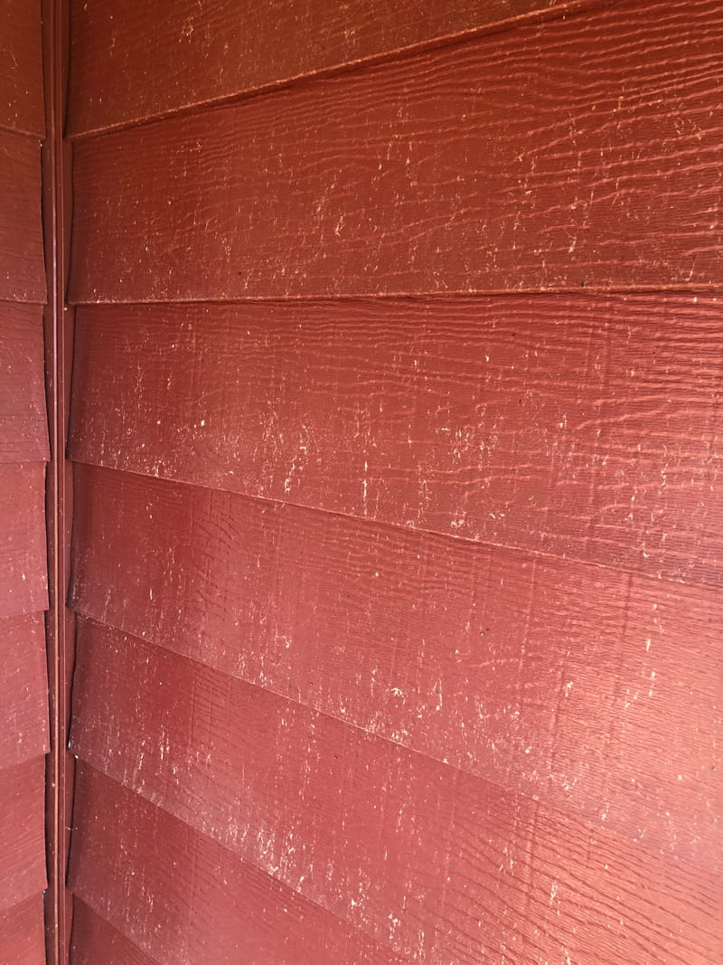 dirty aluminium siding