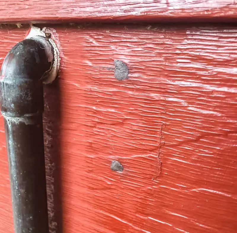 epoxy patch in aluminum siding hole