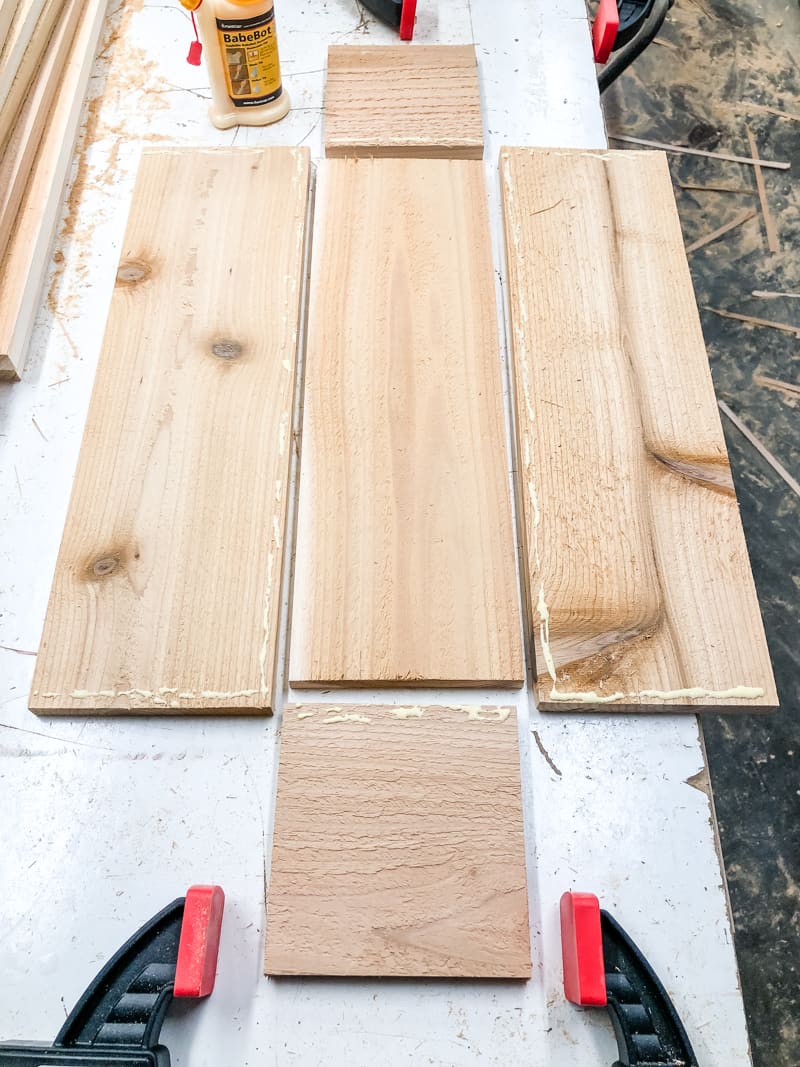 wood glue on edges of planter box pieces