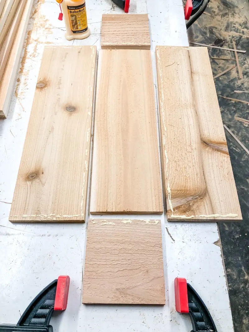 wood glue on edges of planter box pieces