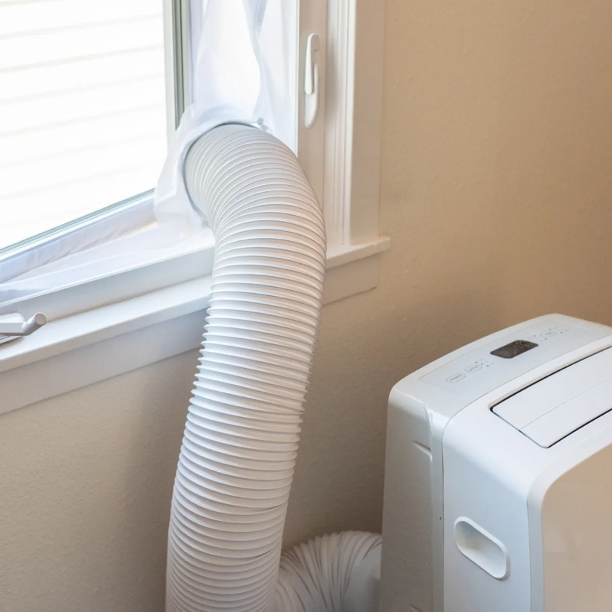 air conditioner in casement window