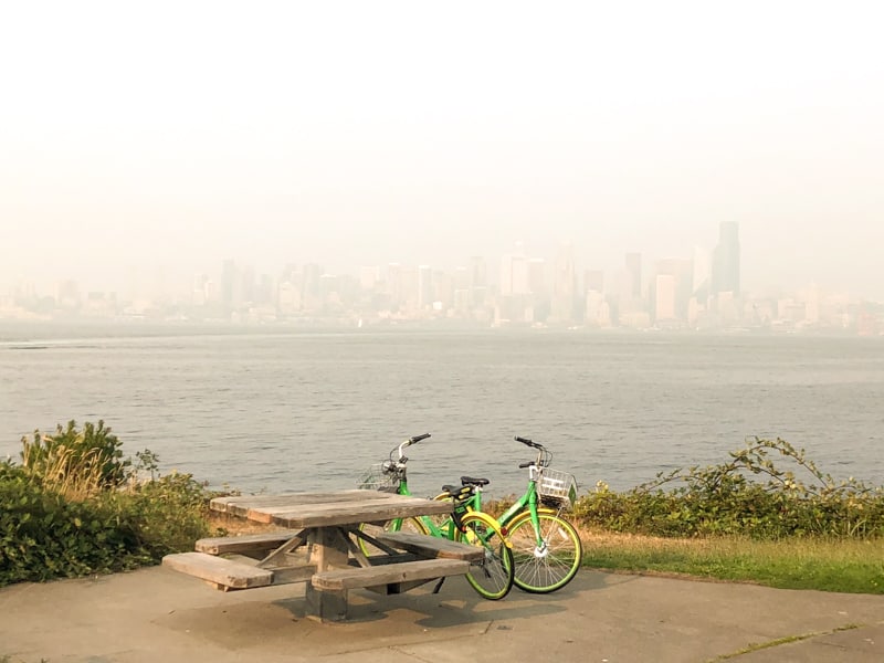 smokey Seattle skyline