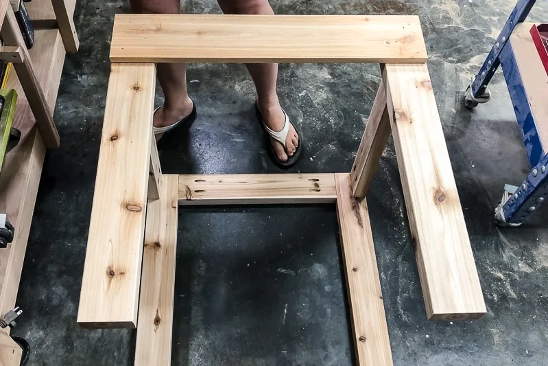 adding top slat to umbrella stand table frame