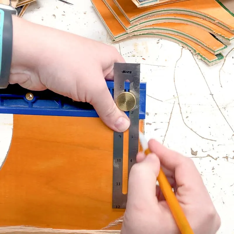 marking where the skateboard veneer layers join together