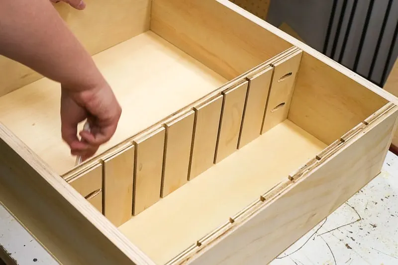 https://www.thehandymansdaughter.com/wp-content/uploads/2020/01/diy-drawer-organizer-marking-back-1.jpg.webp