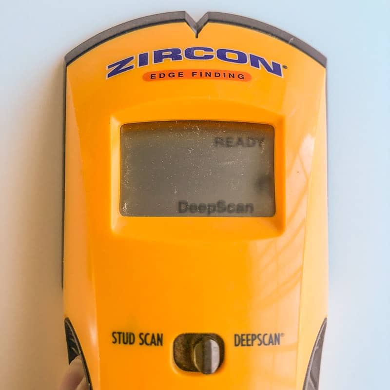 DeepScan setting on electronic stud finder