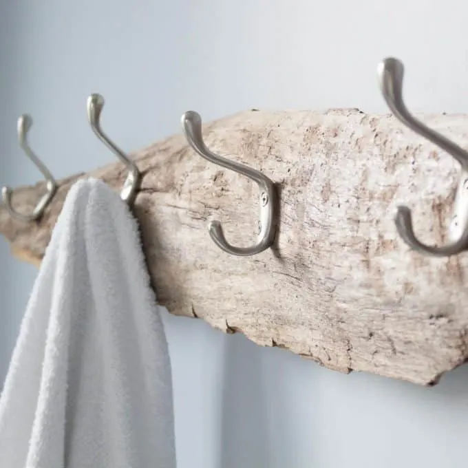 DIY Towel Rack For Bathroom (FREE Plans!) - Making Manzanita