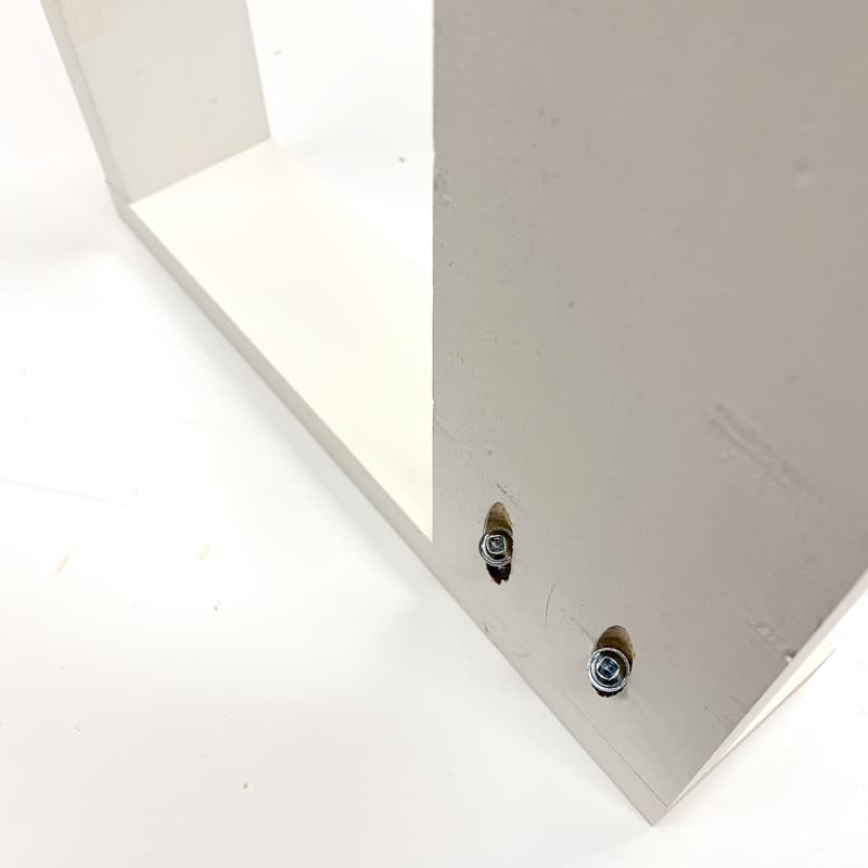 back of DIY magazine rack with pocket hole screws