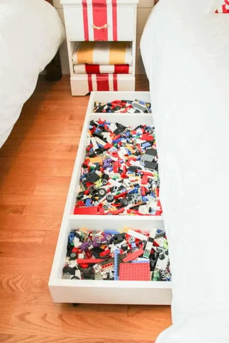 DIY Lego Table with Custom Knobs - Infarrantly Creative