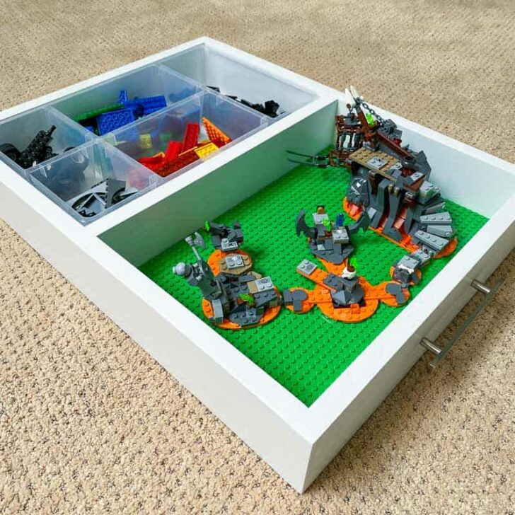 DIY Lego tray with organizer and base plates
