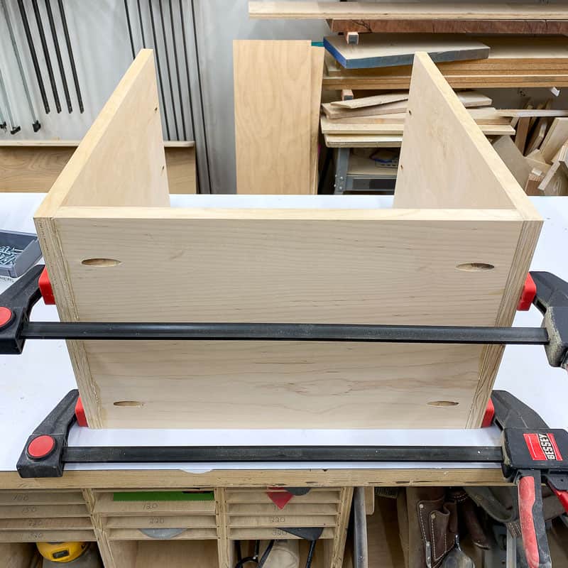 bottom of frame clamped to sides