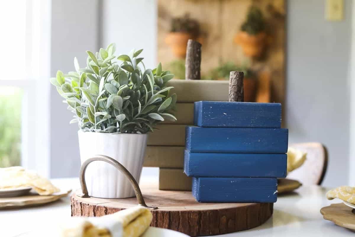21 Easy DIY Wood Pumpkin Decor Ideas - The Handyman's Daughter