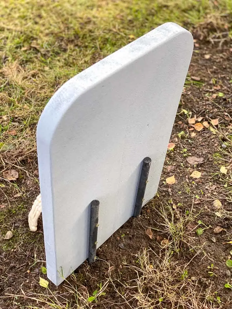 DIY Halloween tombstone with stakes on back to hold it upright