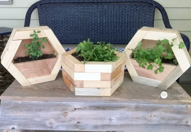 25+ Small Scrap Wood Projects for Beginners