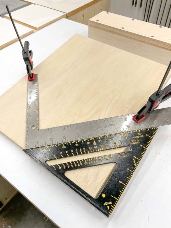 How to Make and Use a Spline Jig The Handyman's Daughter