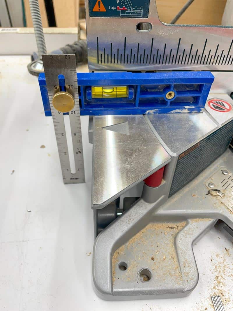 measuring height of miter saw surface with a square