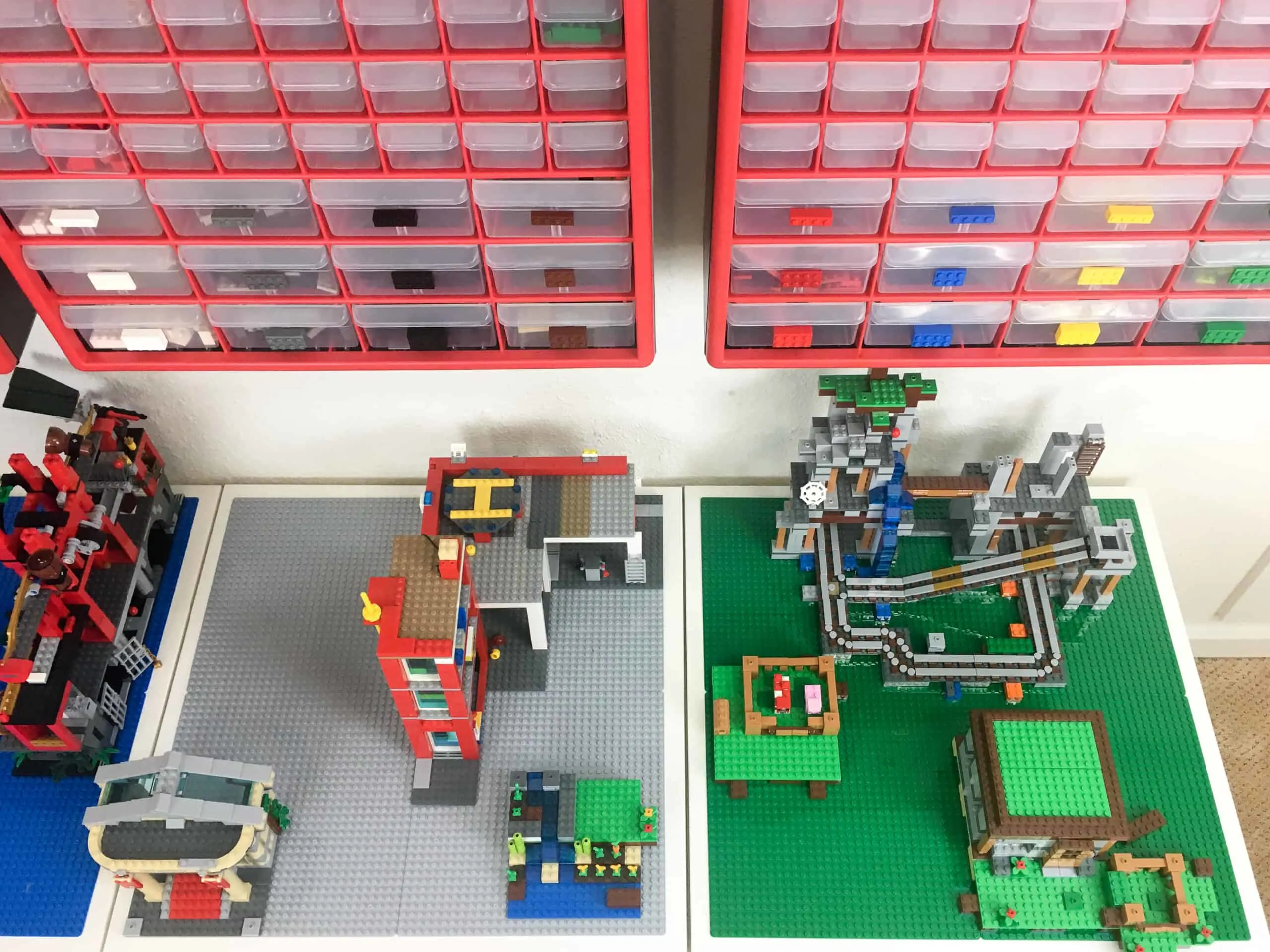 Lego city and Minecraft sets built on DIY Lego table