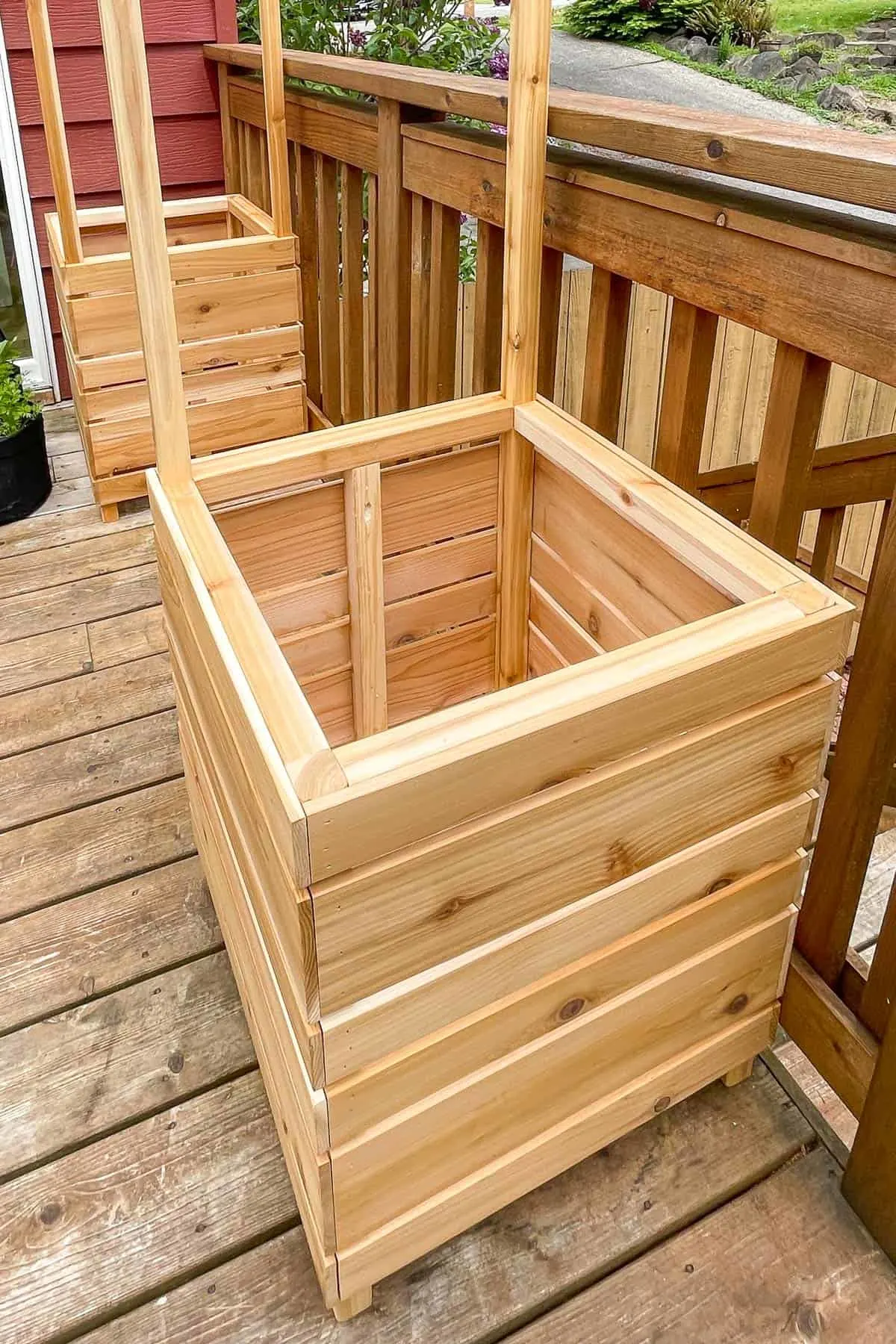 side planter boxes for plant stand in place on deck