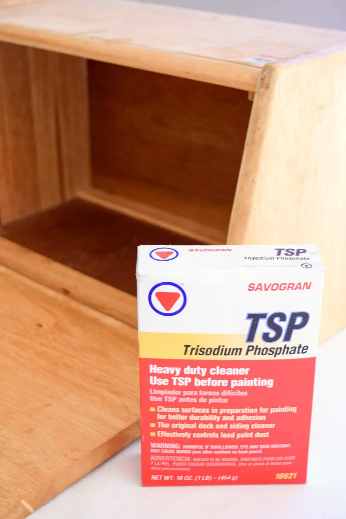 TSP cleaner to clean an old bread box before painting