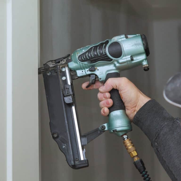 Dewalt Brad Nailer Vs Finish Nailer at Troy Knight blog