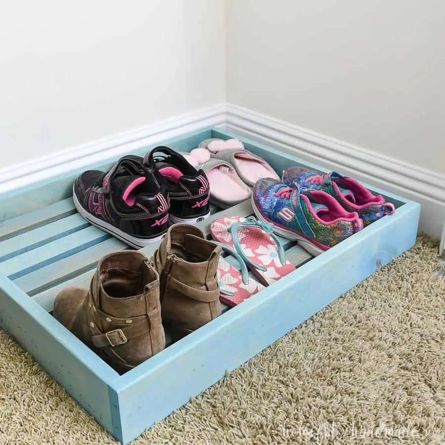 How to Build a Shoe Rack for Your Closet