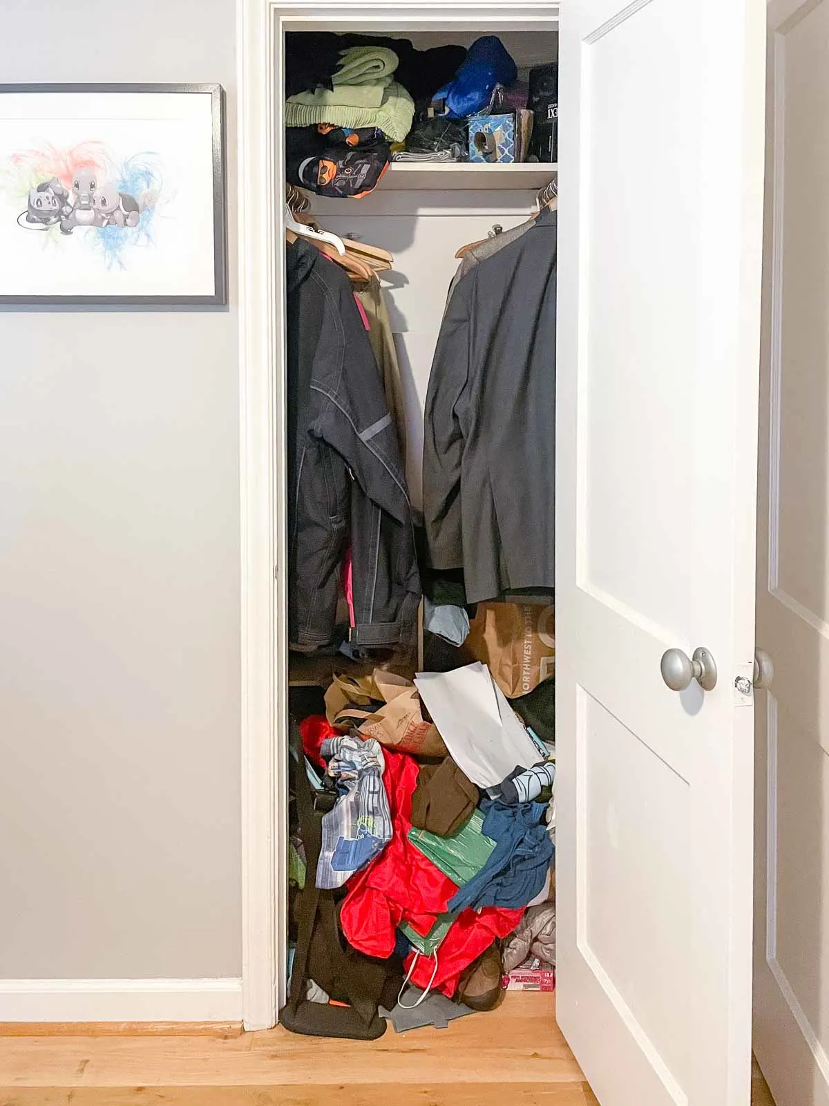 Simple closet shelves you can build in a weekend to get organized