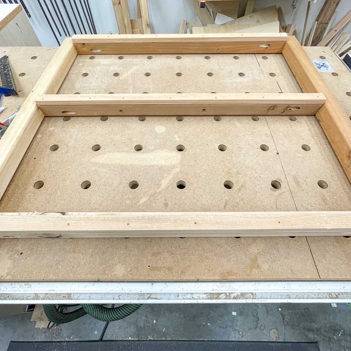 outdoor garden shelves leg assembly on workbench