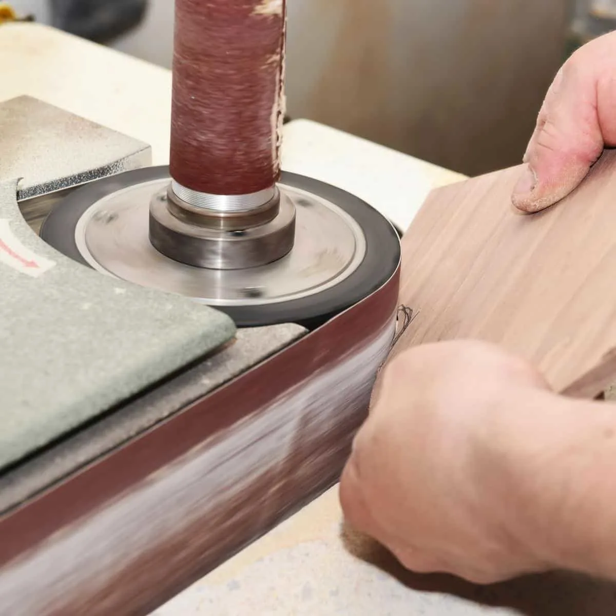 oscillating spindle sander