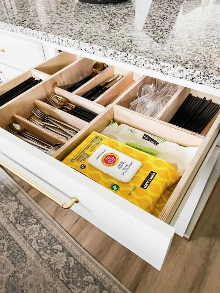 Super Easy DIY Drawer Dividers - The Handyman's Daughter