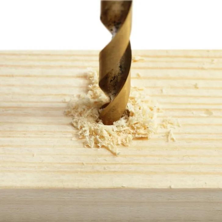 how to drill pilot holes for wood screws